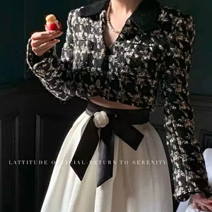 Lattitude 블랙카라 브이넥 울 트위드 크롭 자켓 S 이미지