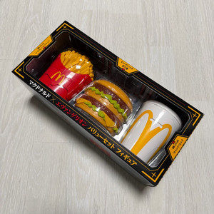 신세기 에반게리온 맥도날드 콜라보 피규어 판매합니다