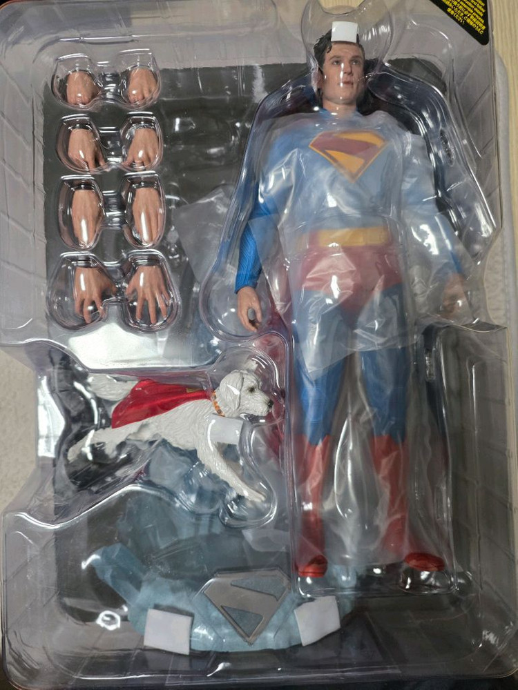 핫토이 슈퍼맨 이미지