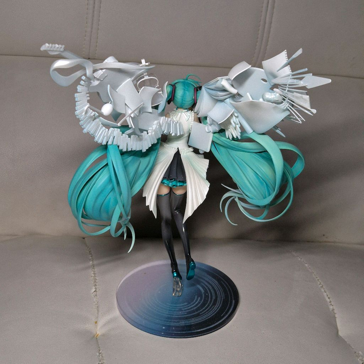 굿스마일 하츠네 미쿠 16주년 스케일 피규어--3