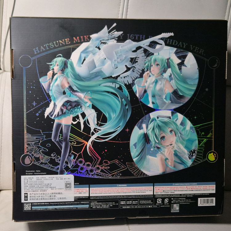 굿스마일 하츠네 미쿠 16주년 스케일 피규어--8