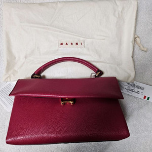 마르니 플랩 사첼 투웨이백 P3624