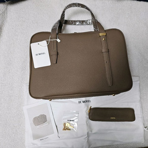 드메리엘 x 유리하다 보스턴백 에토프 이미지