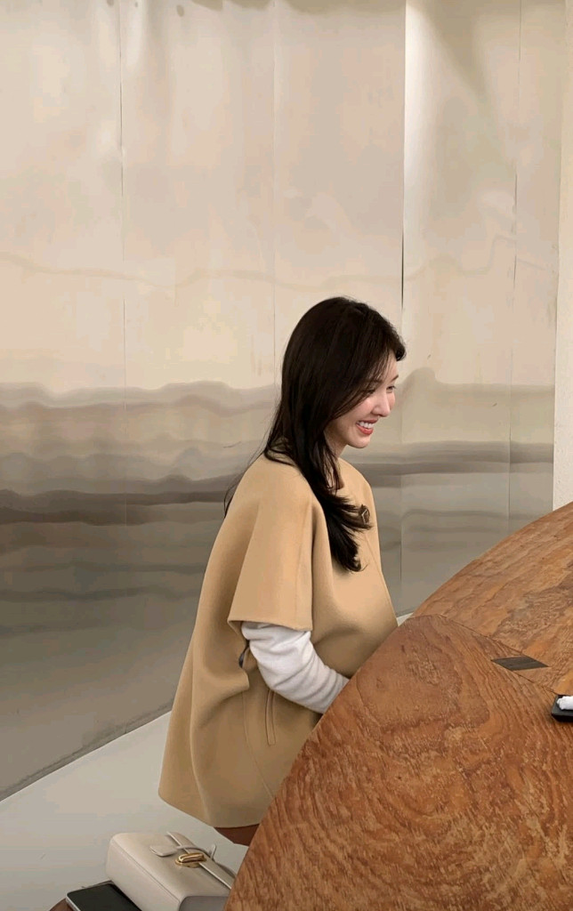 라플라LIAN CAPE CASHMERE COAT,r2w,시에,유메르,어라운드율,더로랑,뮤제라--2