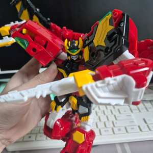 헬로카봇 킹가이즈 X