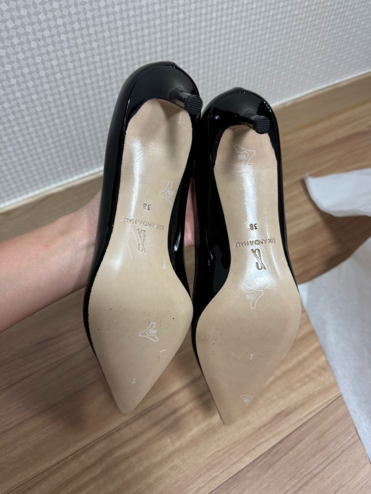 식스앤어하프 레나 스틸레토 힐 이미지