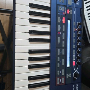 novation ultranova synthesizer 노베이션 울트라노바 신디사이저 팝니다 이미지