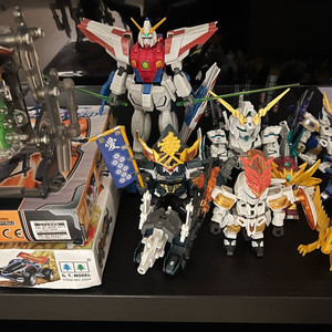 90년대발매된 건담 프라모델 조립품 일괄 이미지