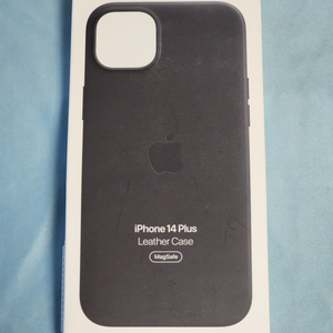 아이폰14플러스(15플러스 사용가능) 정품 레더케이스 미개봉 판매