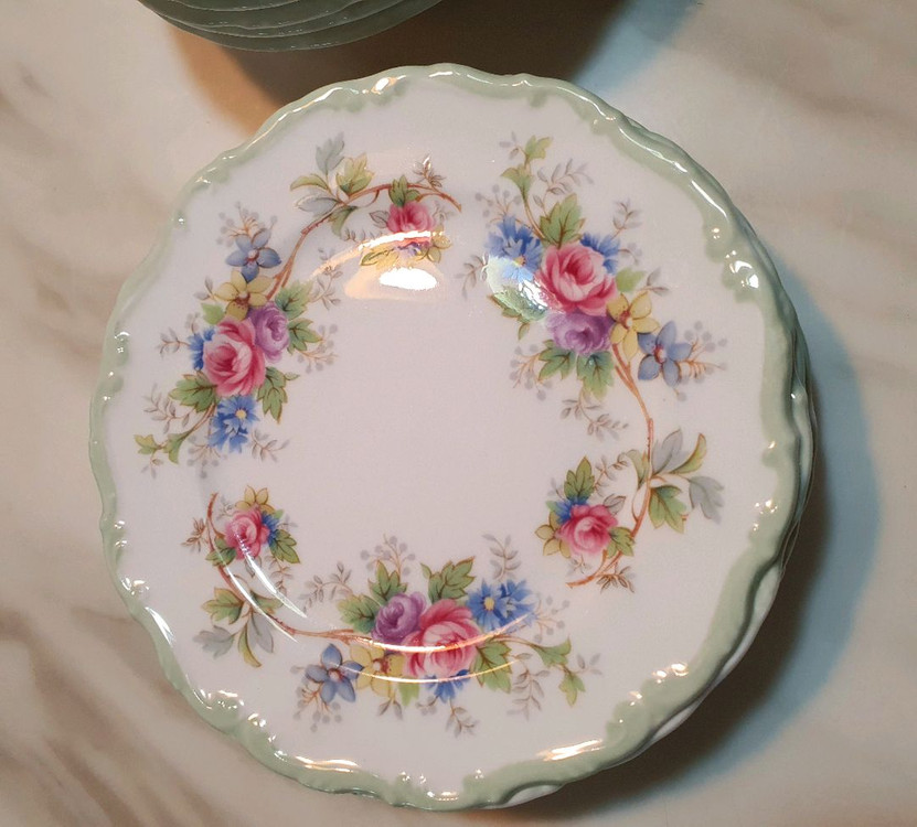 빈티지 영국로얄알버트 콜린 브레드.베리볼개당값 이미지