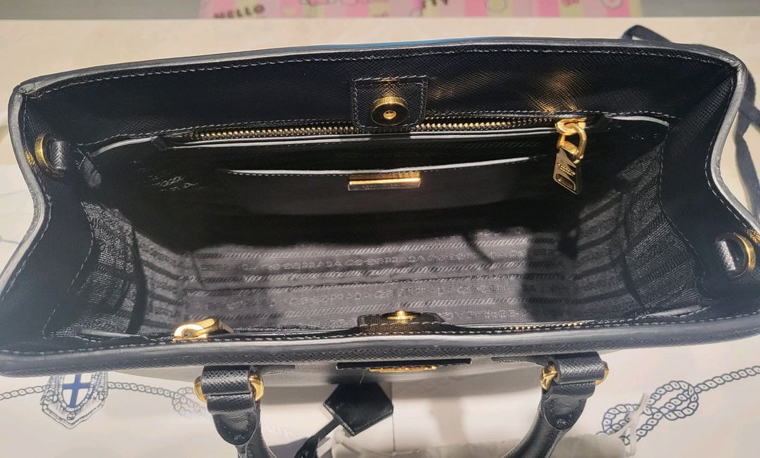 프라다 B2490M 사피아노 럭스백 토트 겸 크로스--1