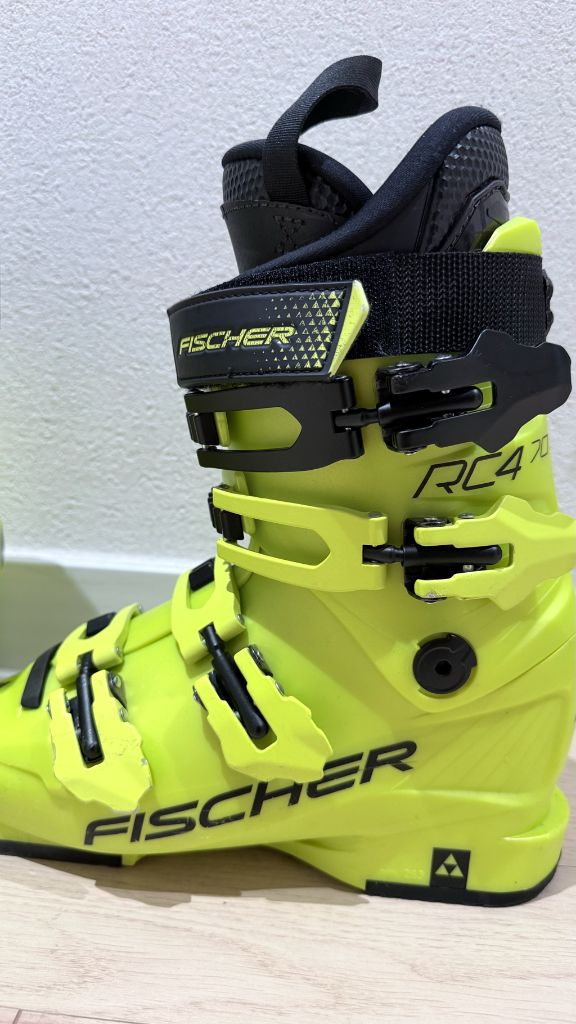 피셔 RC4 70 주니어 스키 부츠(220-225)--1