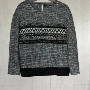 66) 케네스레이디 독특한 문양 태슬 면혼방 니트 티