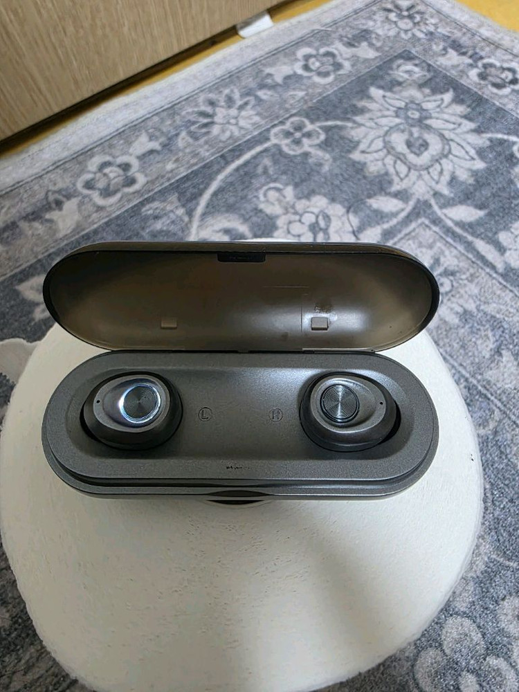 아노모이버즈 무선이어폰--1