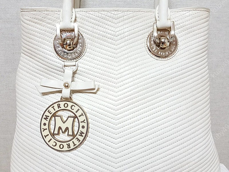 정품)메트로시티 MQ691 소가죽 토트백/황정음가방--5