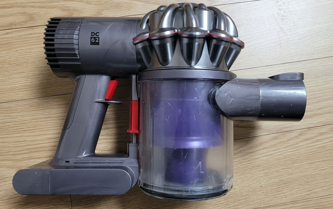 깨끗하게 세척한 다이슨 V6[DC62] 무선 청소기(16분 연속동작)--3