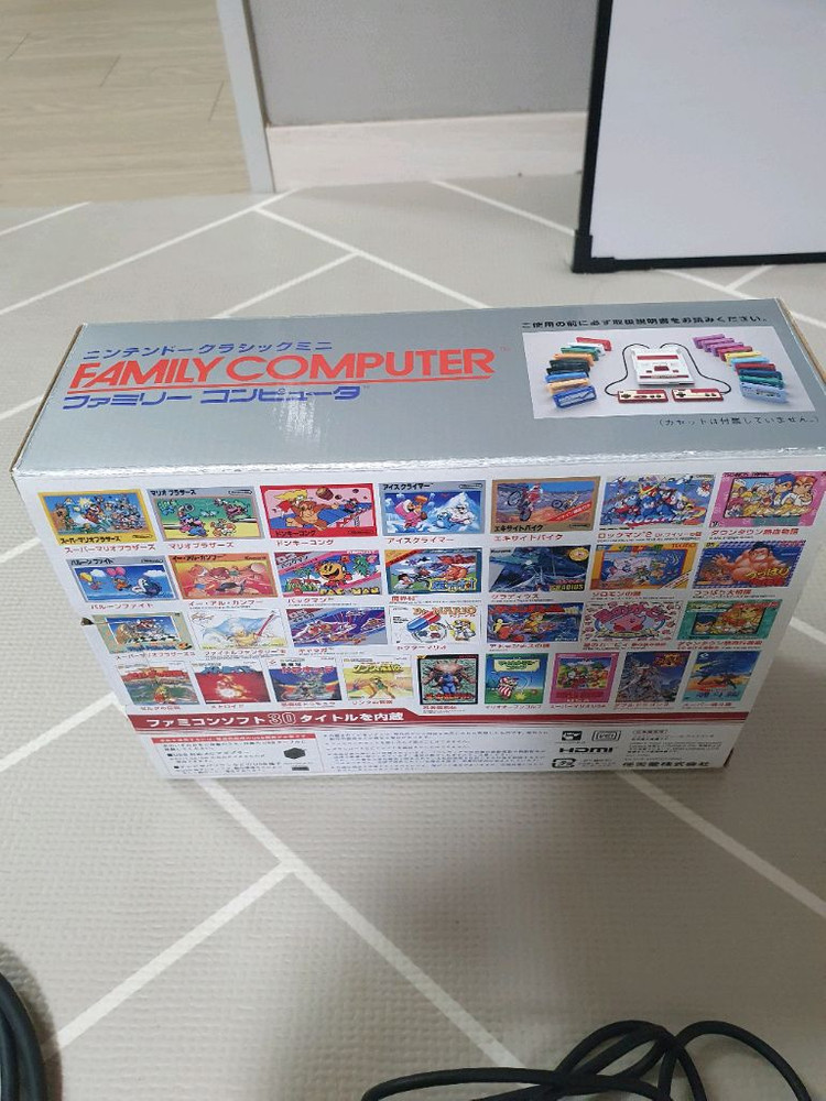 [인하,정품]닌텐도 패미컴 클래식 미니 패밀리 컴퓨터 (게임기)--1