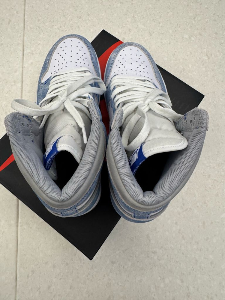 나이키 에어 조던 1 하이 OG 하이퍼 로얄 275--2