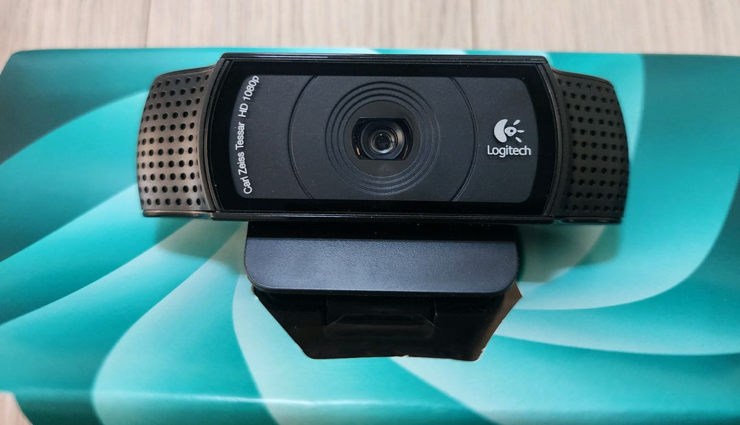 로지텍 웹캠 c920 Logitech WEBCAM c920 박스셋 팝니다--6