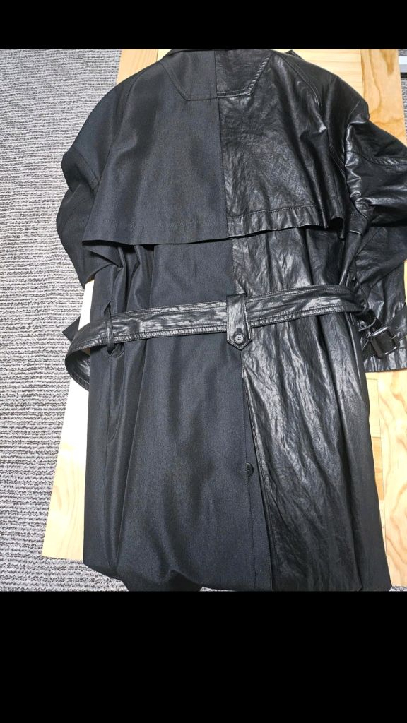 준지 20fw 컬렉션 아수라 레더 트렌치 코트--7