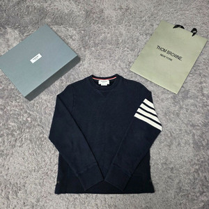 [클로젯][2][백화점판]톰브라운 사선완장 맨투맨