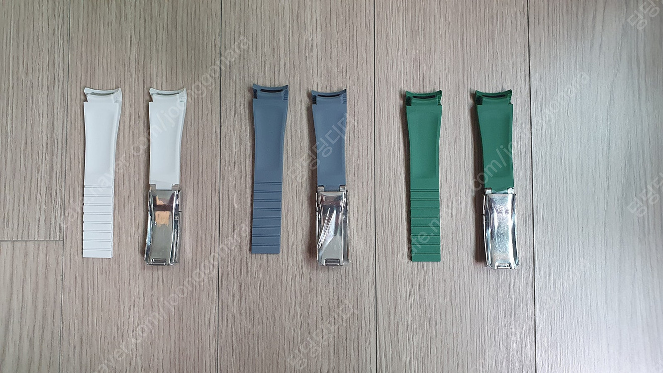 화이트 그레이 그린 러버밴드 흰색 회색 녹색 시계줄 스트랩 디버클 20미리 20mm--1