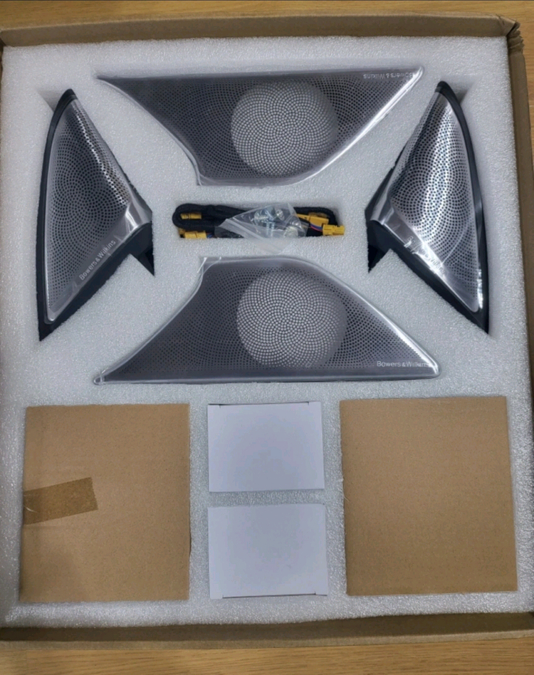 bmw 5시리즈 g30/g38 회오리스피커 팝니다.--4