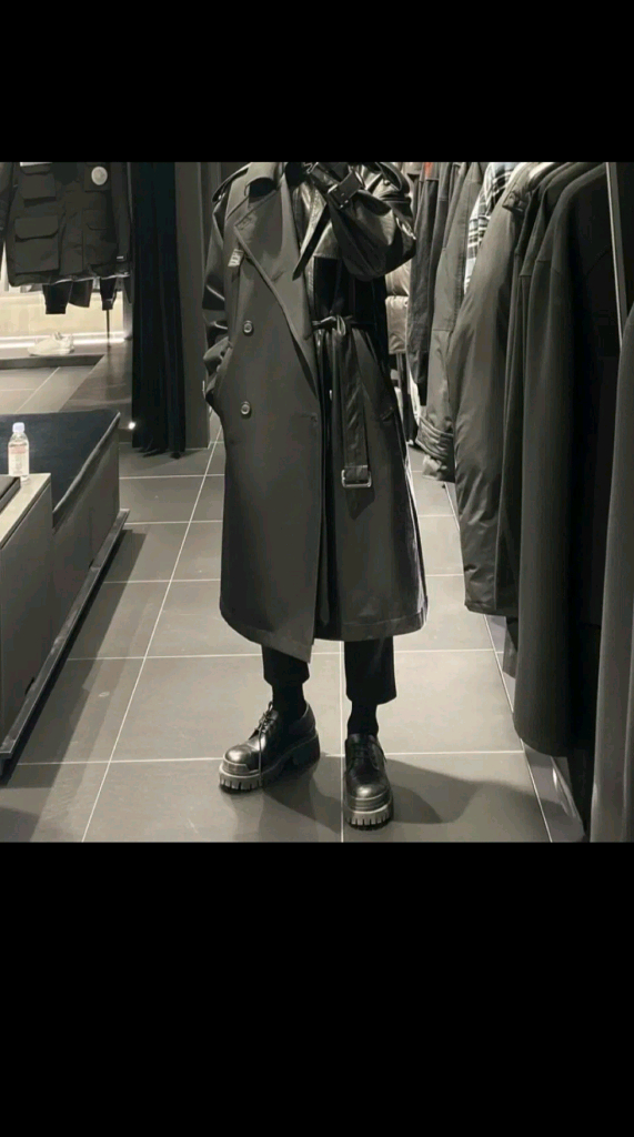 준지 20fw 컬렉션 아수라 레더 트렌치 코트--1