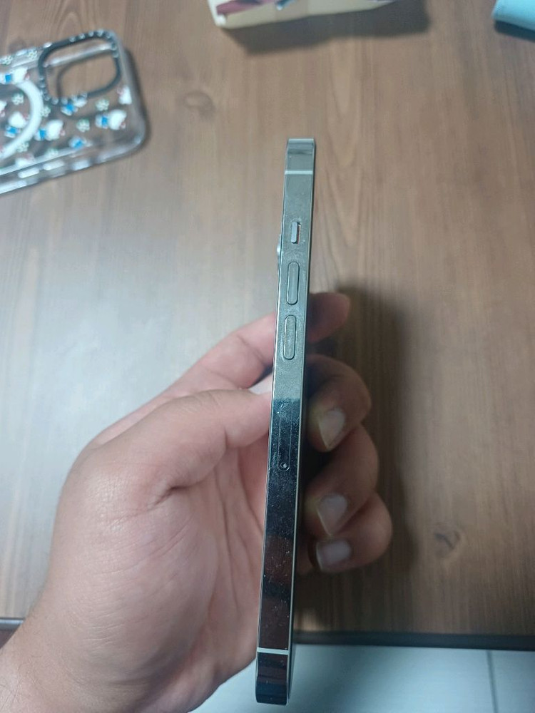 아이폰13프로 실버 128,애플워치 se1--5