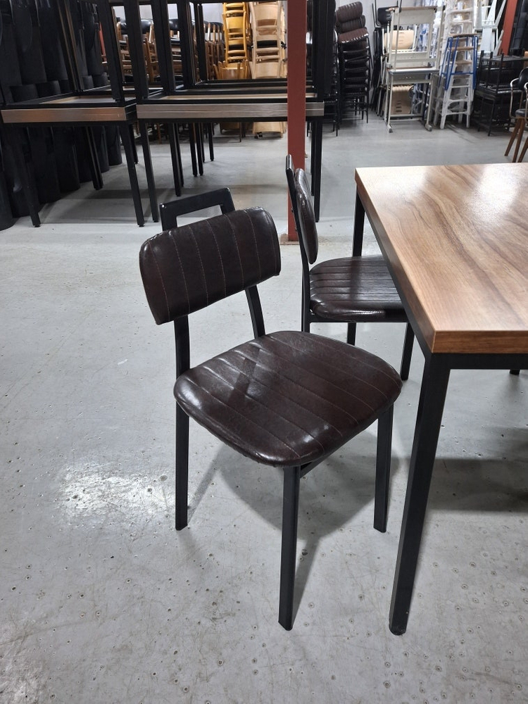 125번 중고식탁의자 업소용식탁 술집 영업용테이블 음식점 카페 업소 가구 판매업체 이미지