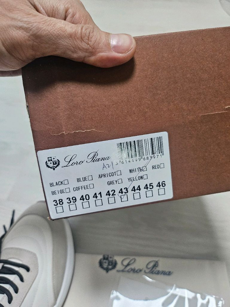 로로피아나 스니커즈 43--6