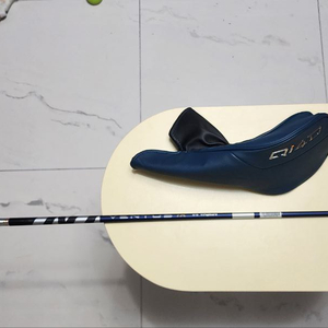 테일러 메이드 특주 QI4D LS 드라이버 팝니다