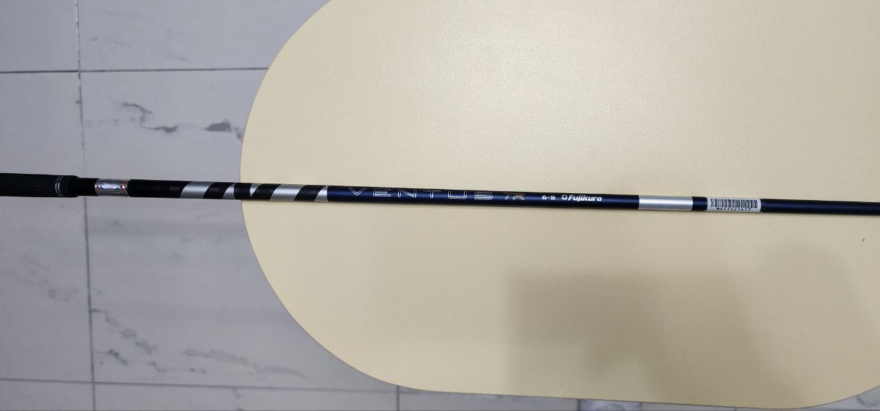 테일러 메이드 특주 QI4D LS 드라이버 팝니다--4