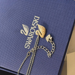 스와로브스키 스완 목걸이 샴페인골드