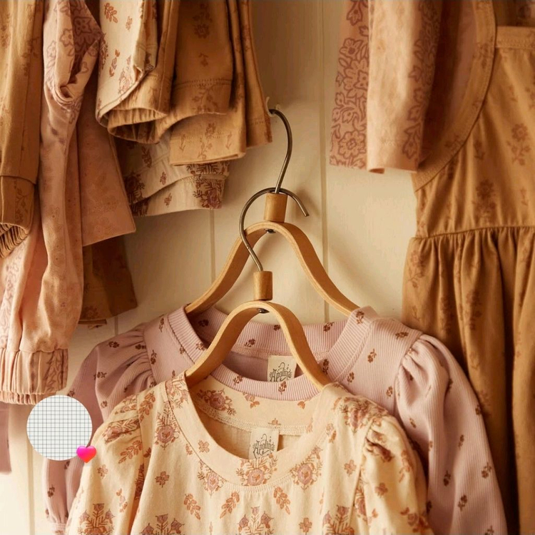 아폴리나 상의 5-7y 하의 3-5y--7