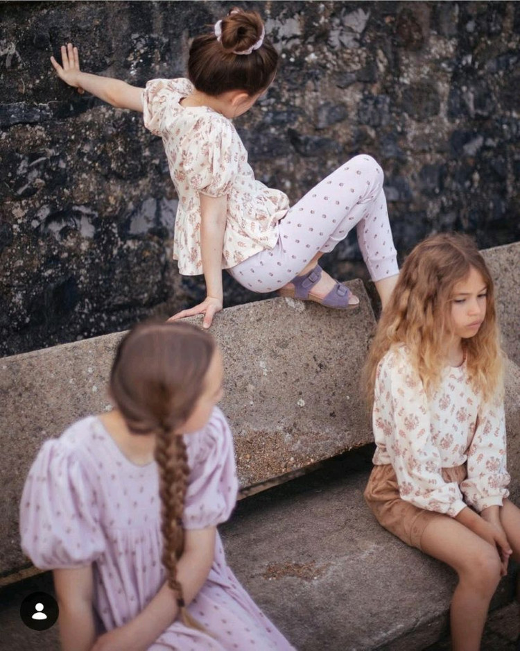 아폴리나 상의 5-7y 하의 3-5y--9