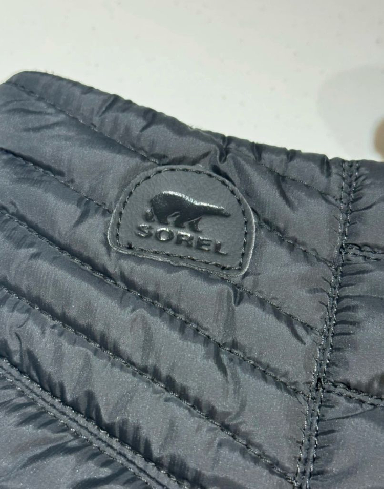 소렐 여성 방한 패딩 부츠 블랙 240-245mm--1