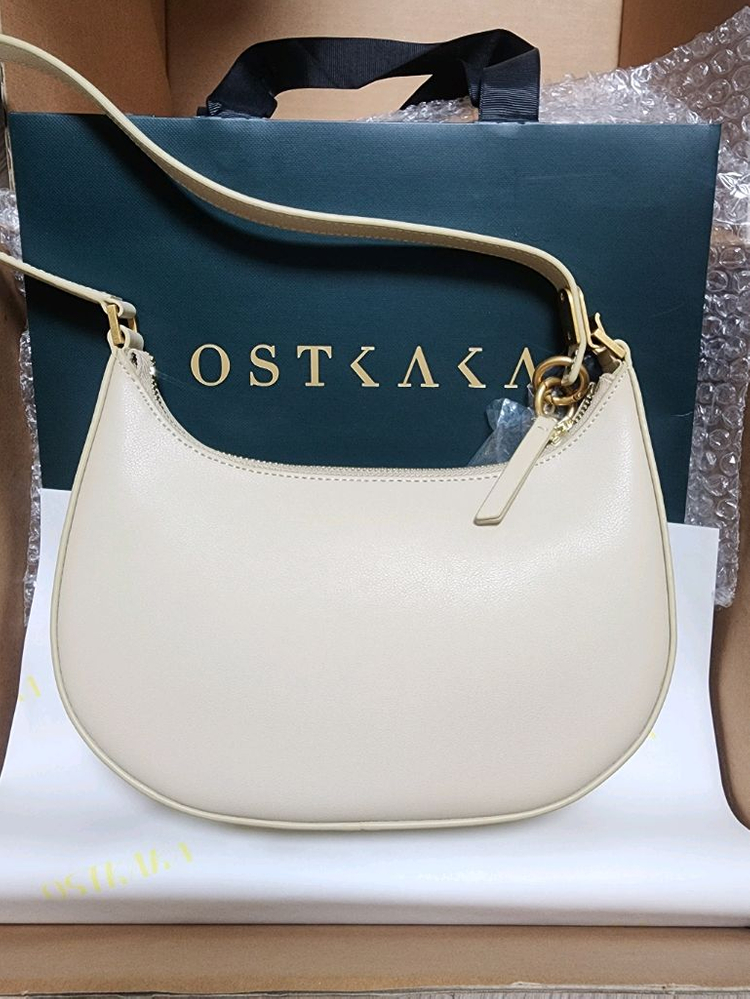 (새상품)오스트카카 크누트 미니 호보 백 미니 숄더 백--2