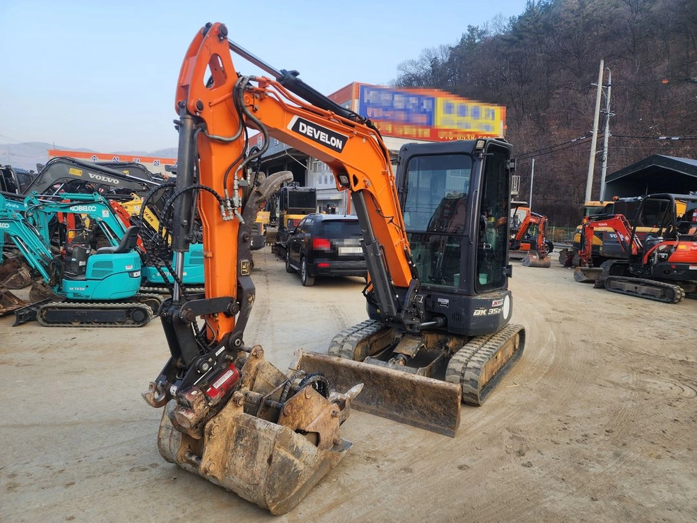 중고미니굴삭기 두산 DX35캐빈 회전링크 코끼리집게 고령위치 중고굴삭기매매 이미지