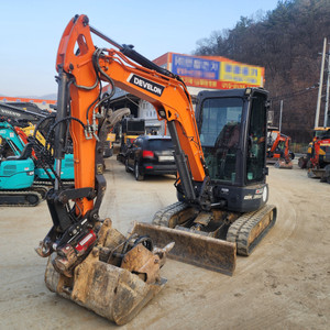 중고미니굴삭기 두산 DX35캐빈 회전링크 코끼리집게 고령위치 중고굴삭기매매