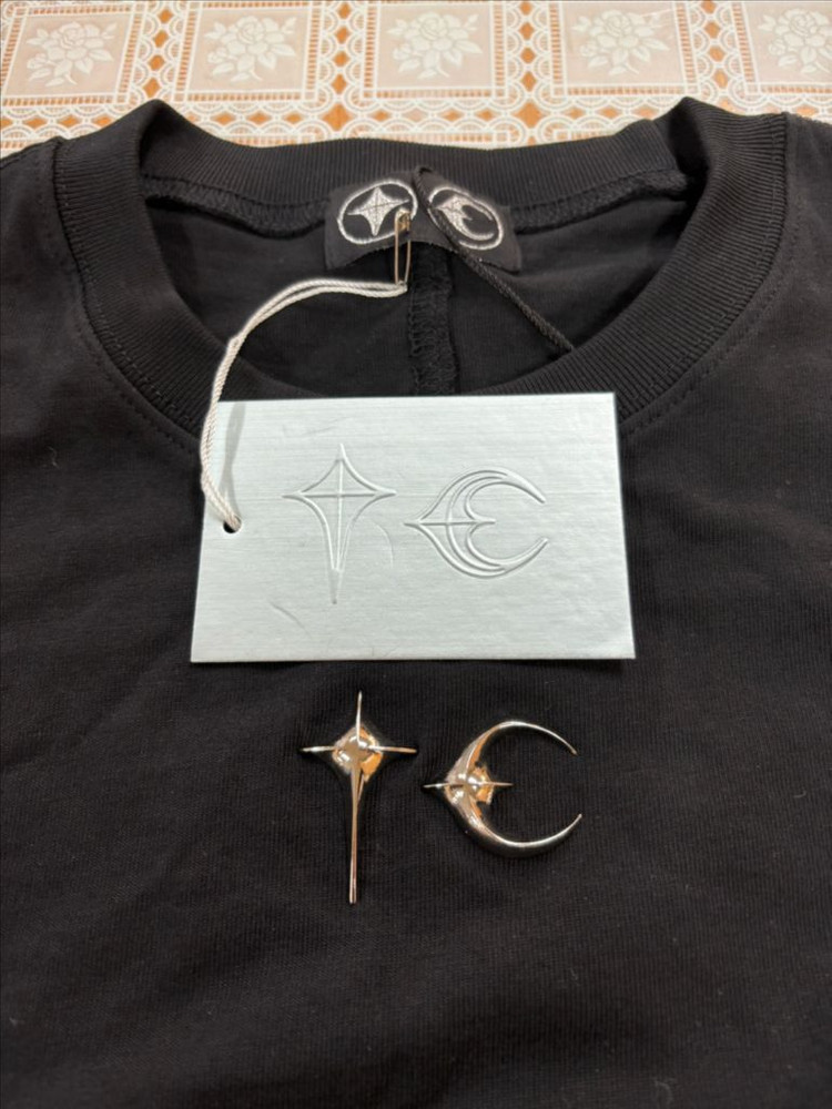 떠그클럽 티셔츠 블랙--1