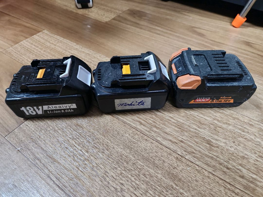 리필용 18v마끼다 팩과 18v 아임삭 팩--0