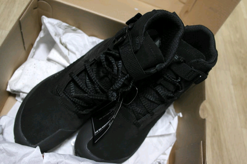 [신품] TCX 서브머신 고어텍스 미들 부츠 40호 -검정---2