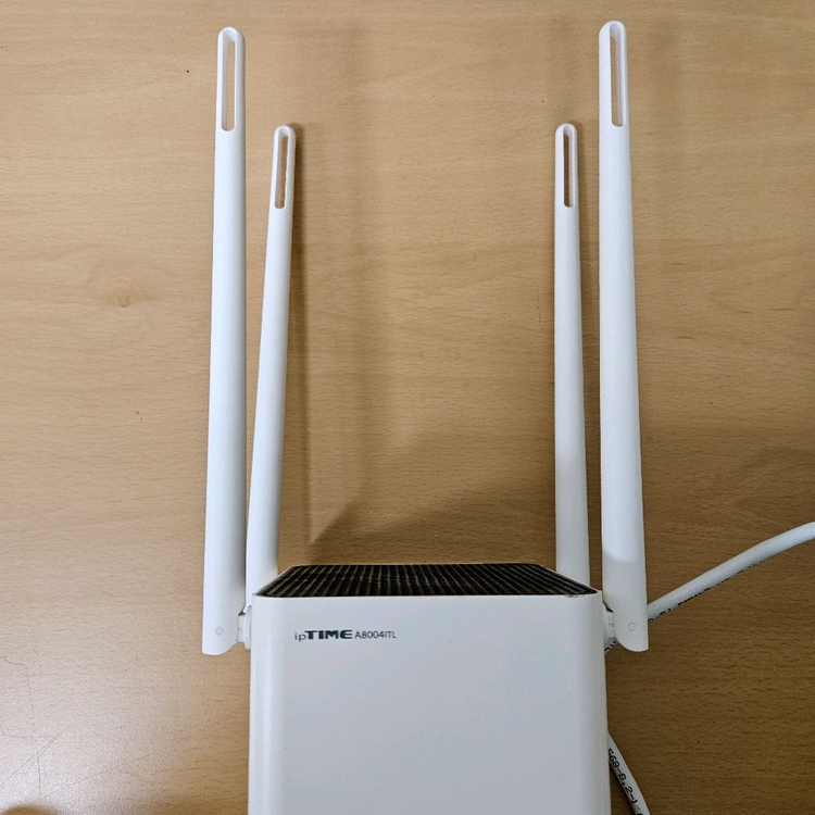 IPtime공유기 A8004ITL--2