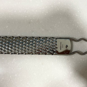 헤이 스텐 슬림 그레이터 치즈 그레이터