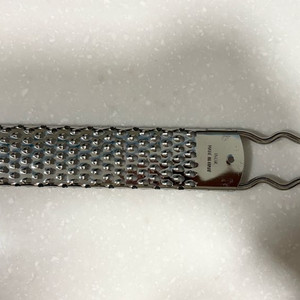 헤이 스텐 슬림 그레이터 치즈 그레이터