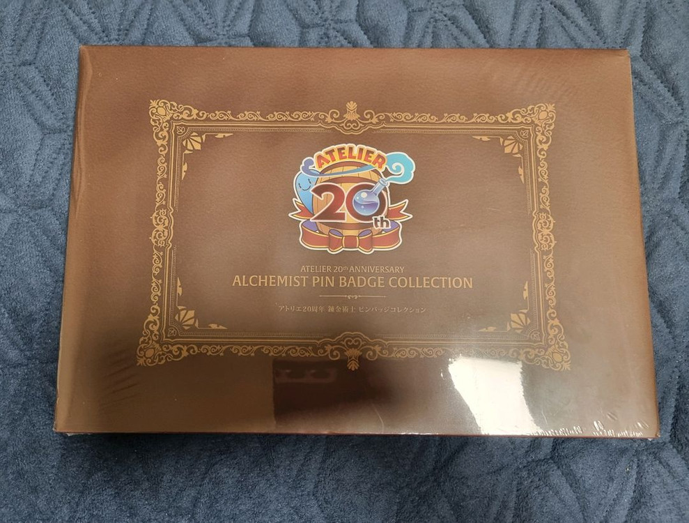 아틀리에 20주년 핀뱃지세트--0