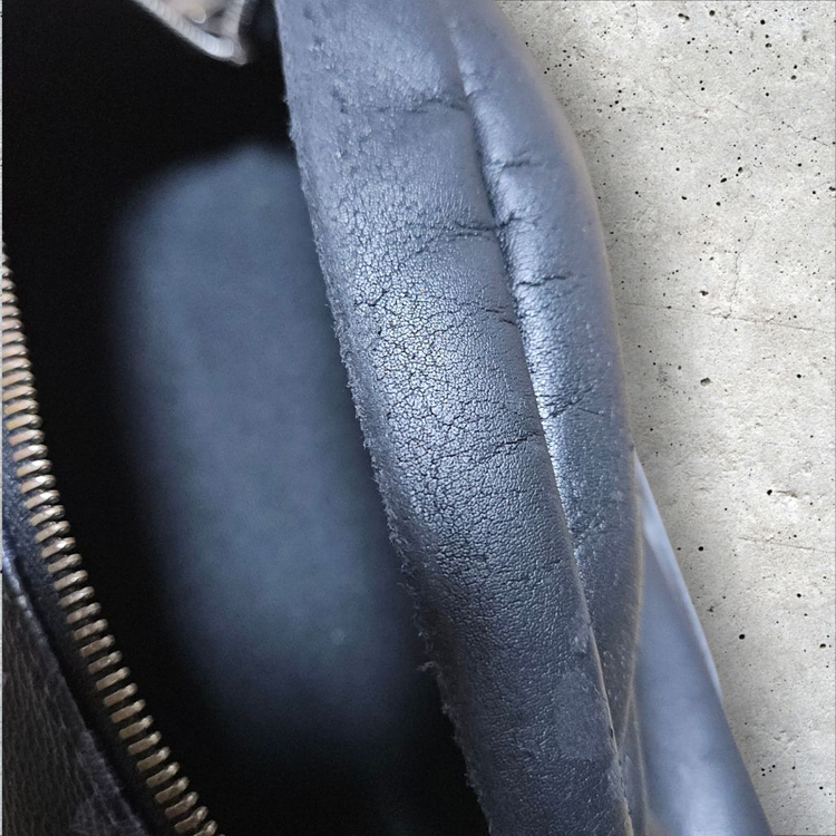 루이비통 범백 이미지