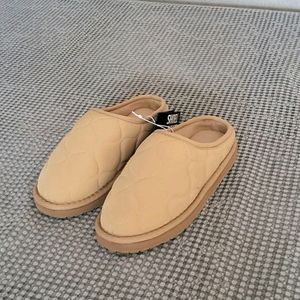 새상품)슈라모드 슬리퍼 (~230)