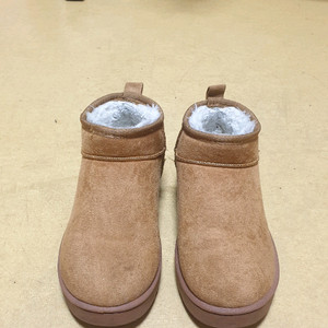 털부츠 235mm 판매해요